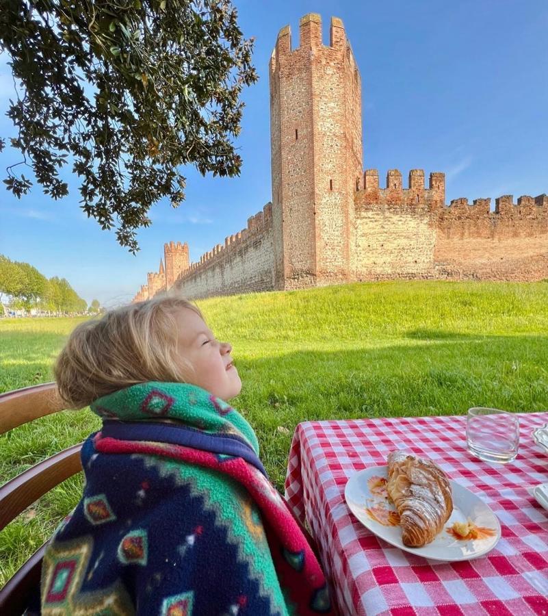 Medieval Palace - Luxury Suite - Per la Dolce Vita Montagnana  Exterior foto