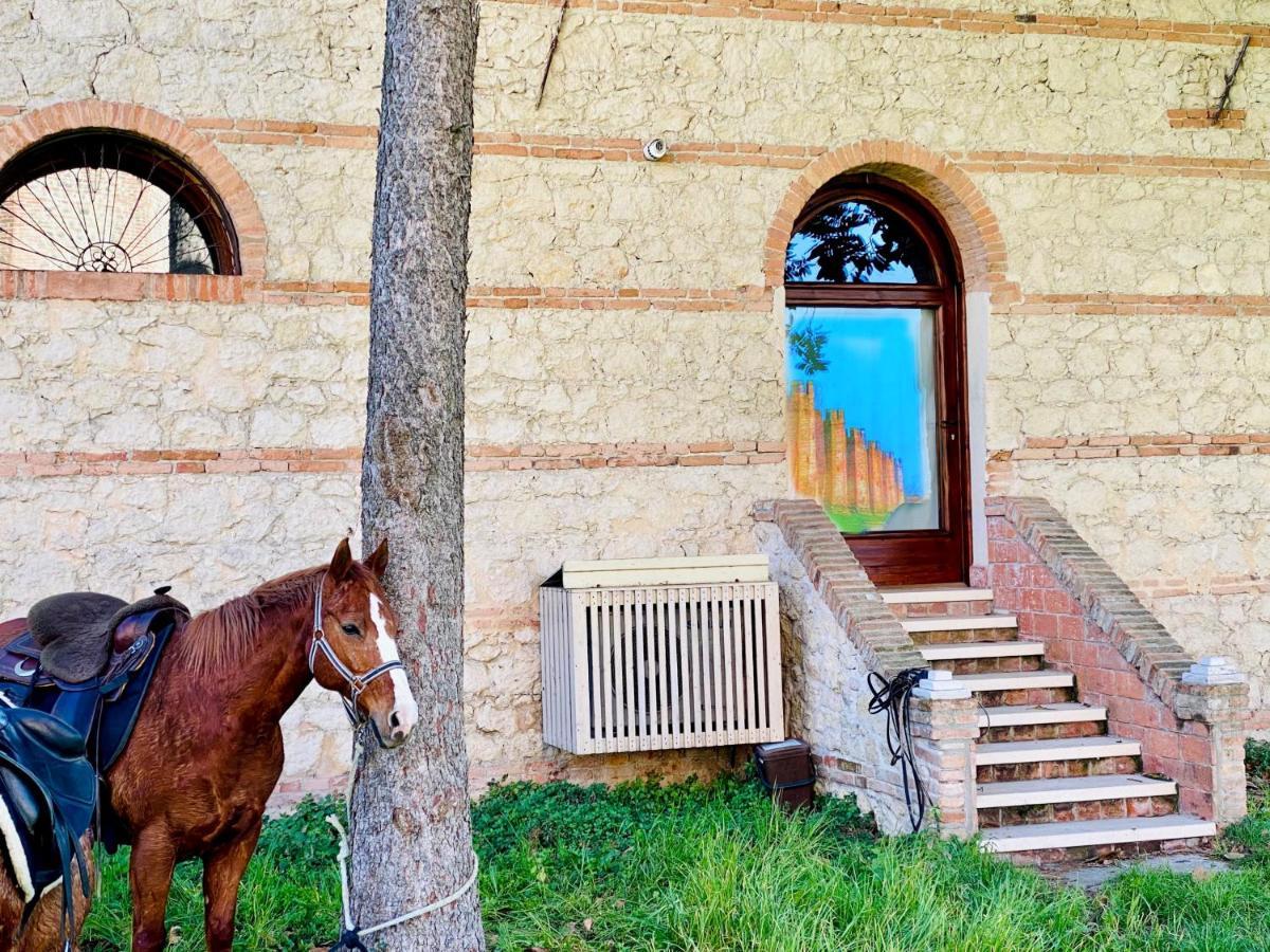 Medieval Palace - Luxury Suite - Per la Dolce Vita Montagnana  Exterior foto