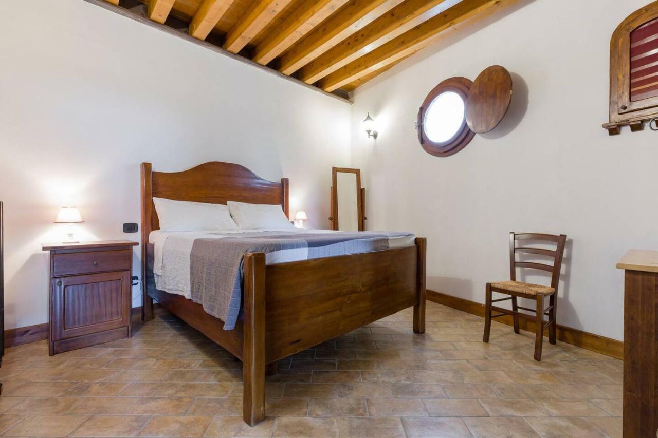 Medieval Palace - Luxury Suite - Per la Dolce Vita Montagnana  Exterior foto